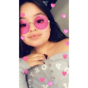 Meet your Posher, Michelle